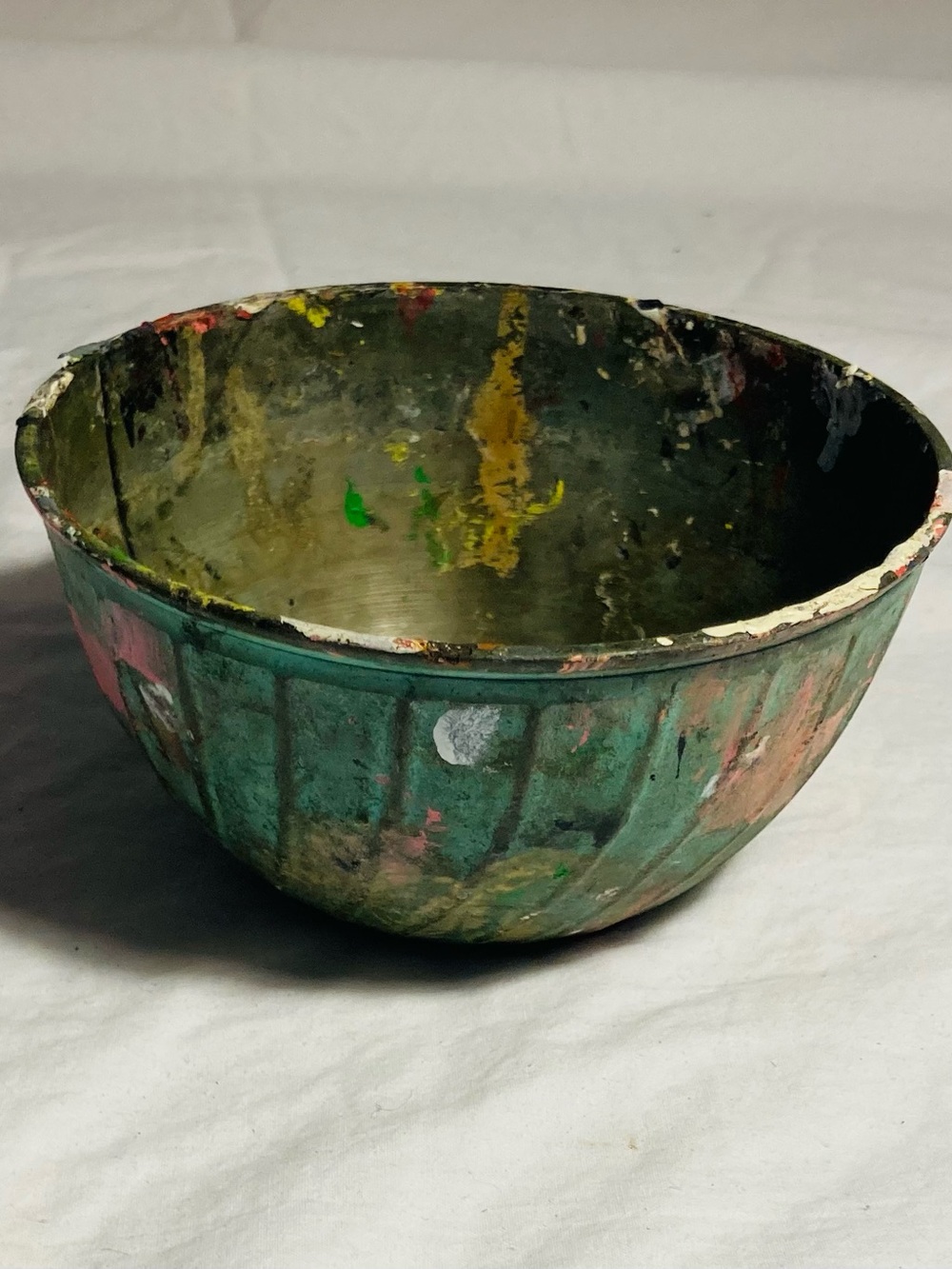 Vintage Artist bowl in verdigris copper/metal vertical scroll pattern all sides
